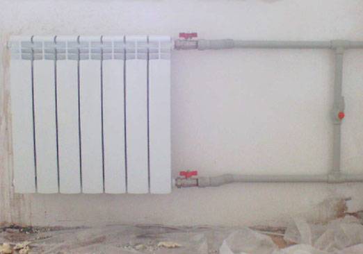 Прокладка трубопроводов отопления по правильной схеме с фото