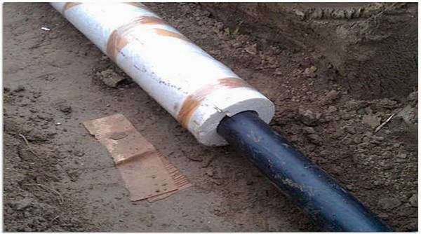 Теплоизоляция канализационных труб Варианты утепления с фото
