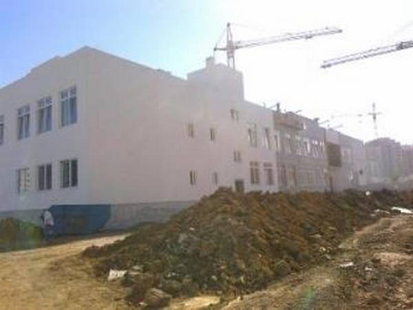 Завершается строительство школы в «Изумрудном» - фото